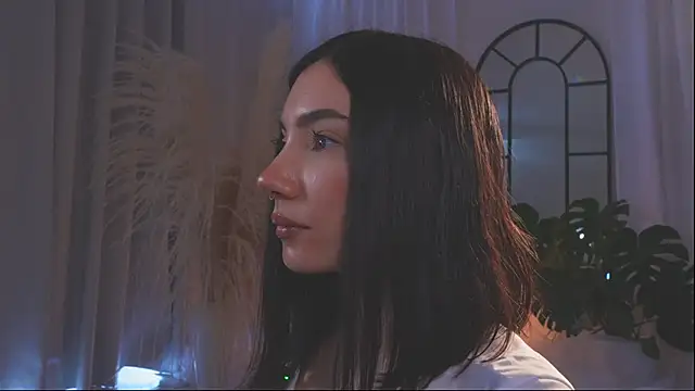 AmyArmstrong online show from November 2025 02:26:01 PM