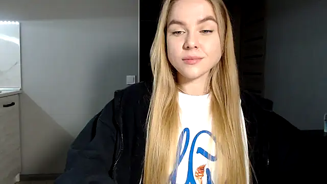 Snapshot of Sunbeam_ chatting on February 2025 07:56:01 PM Sunbeam online show from February 2025 07:56:01 PM