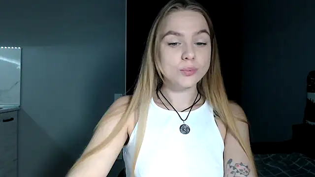 Snapshot of Sunbeam_ chatting on February 2026 06:52:01 PM Sunbeam online show from February 2026 06:52:01 PM