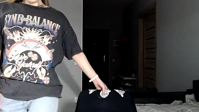 Sunbeam  online show from March 2026 09:10:01 PM