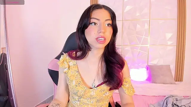 Snapshot of natalie_jaensen chatting on November 2025 06:32:01 PM natalie jaensen online show from November 2025 06:32:01 PM