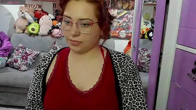 Snapshot of soficammy chatting on December 2024 05:26:01 AM soficammy online show from December 2024 05:26:01 AM