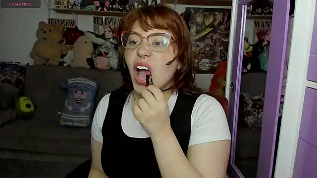 Snapshot of soficammy chatting on December 2024 08:02:02 PM soficammy online show from December 2024 08:02:02 PM