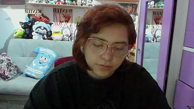 Snapshot of soficammy chatting on December 2024 11:31:02 PM soficammy online show from December 2024 11:31:02 PM