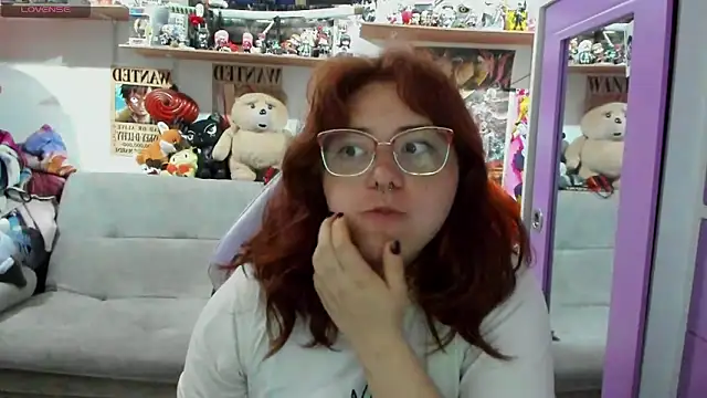 Snapshot of soficammy chatting on March 2025 10:28:01 PM soficammy online show from March 2025 10:28:01 PM
