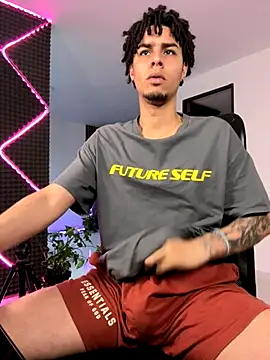 Snapshot of bigryann23 chatting on November 2025 10:26:01 PM bigryann23 online show from November 2025 10:26:01 PM