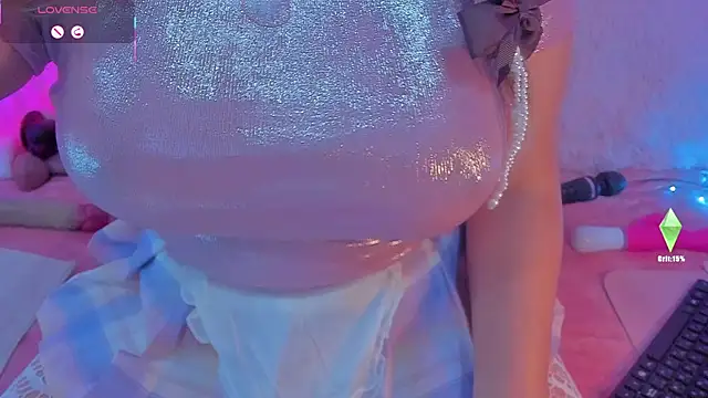 Snapshot of Blessed_Insomnia chatting on December 2025 05:25:02 AM Blessed Insomnia online show from December 2025 05:25:02 AM