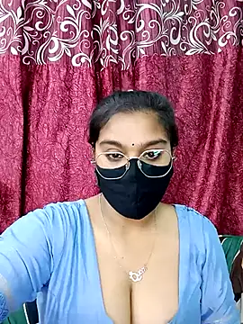 Snapshot of Jasmine_jaaan chatting on April 2026 04:27:01 AM Jasmine jaaan online show from April 2026 04:27:01 AM