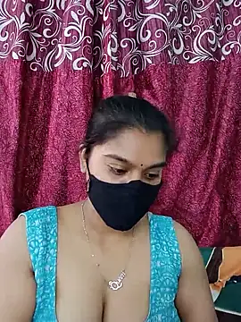 Snapshot of Jasmine_jaaan chatting on May 2026 04:18:01 AM Jasmine jaaan online show from May 2026 04:18:01 AM