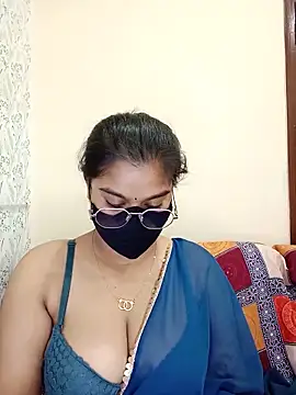 Snapshot of Jasmine_jaaan chatting on June 2026 04:33:02 AM Jasmine jaaan online show from June 2026 04:33:02 AM